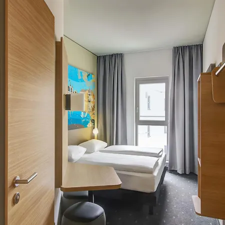 酒店 B&B Hotel Zwickau 3*